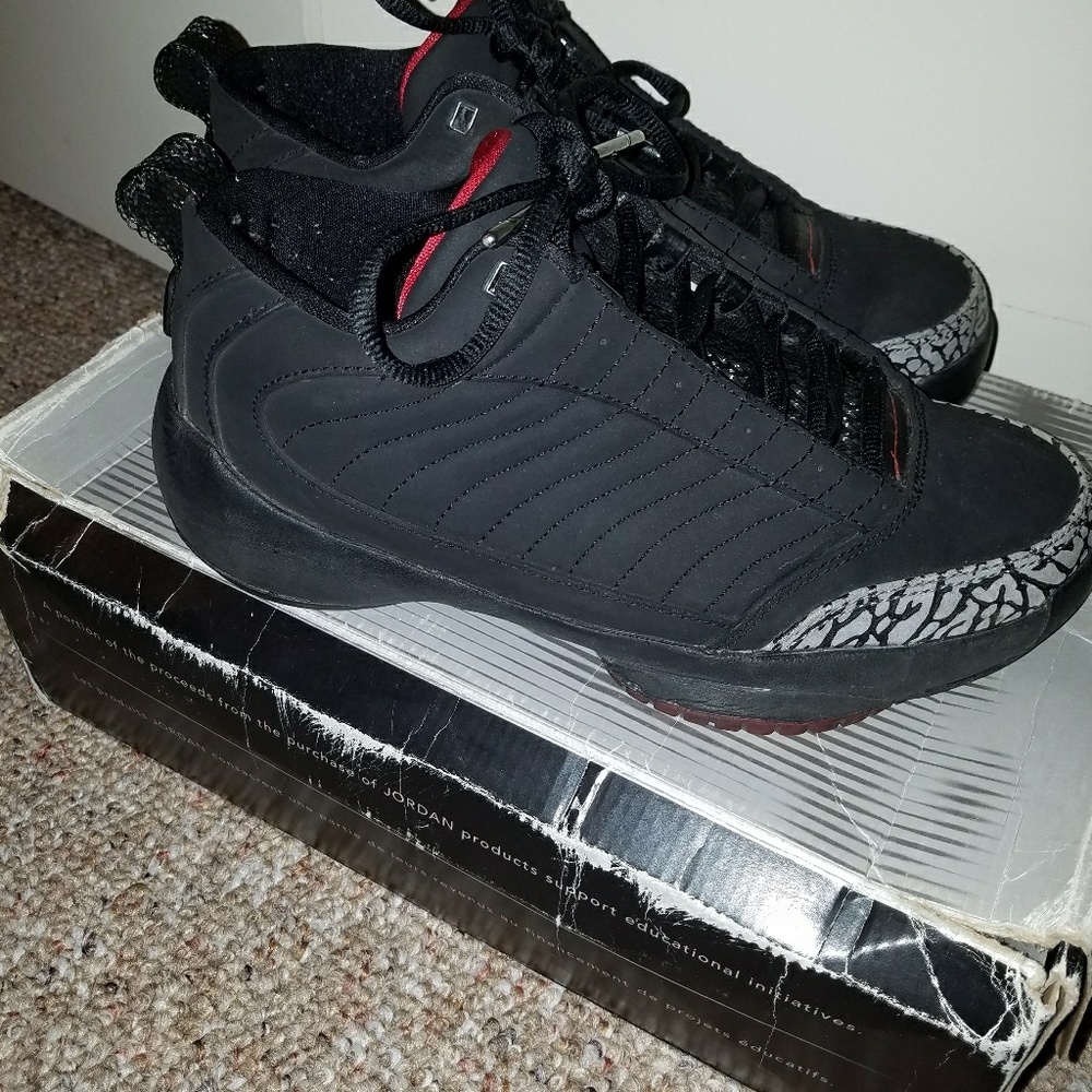 Jordan 19 - Picture 6 of 8